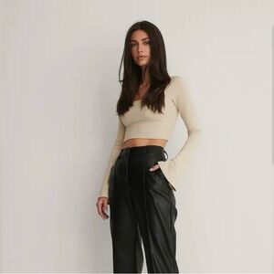 Na-Kd XS Beige/Cream Crop Top Square Neck Trumpet Bell Sleeve